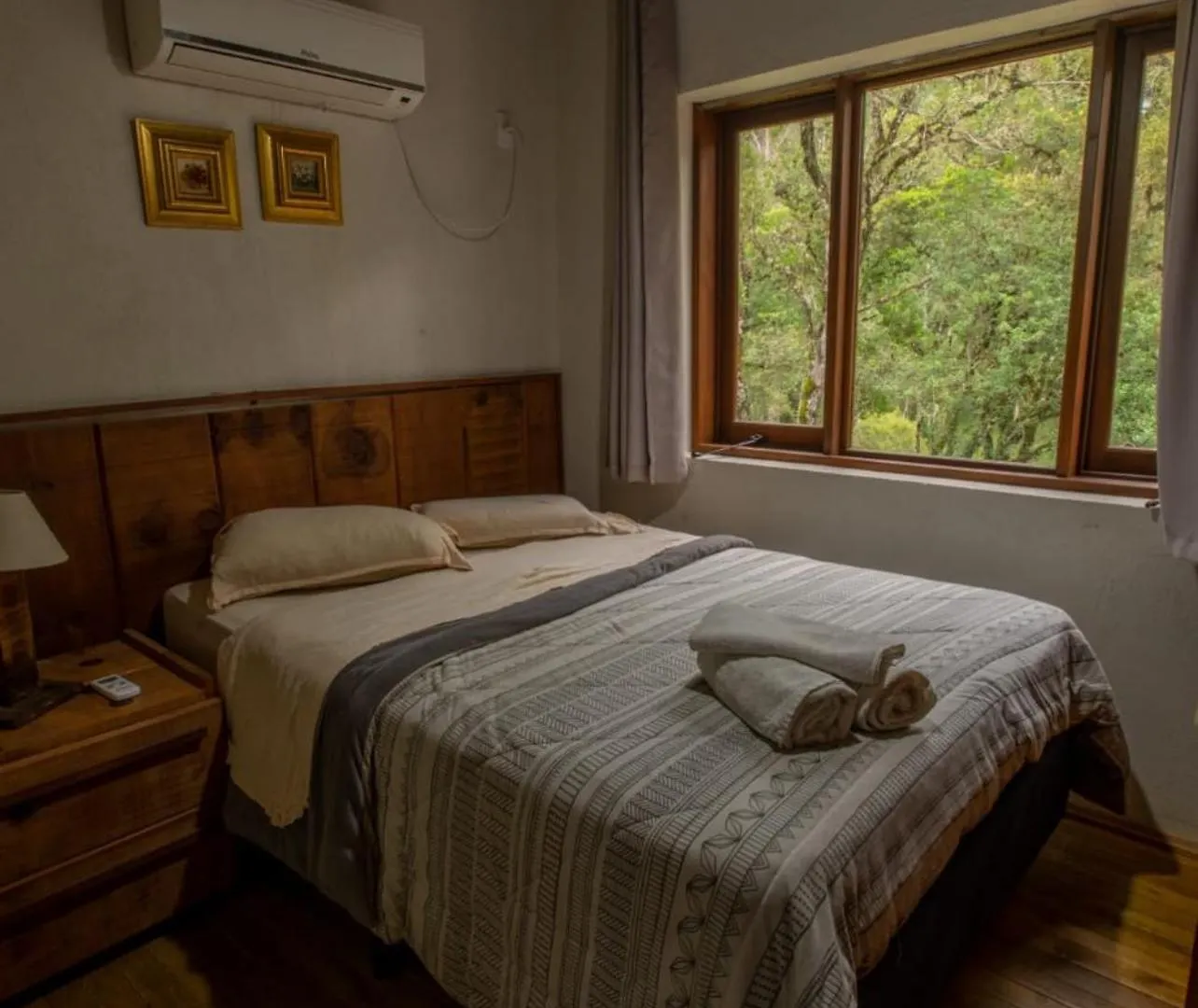 בית הארחה מלון אורוביסי Montanhas Do Campestre Hospedagens ברזיל