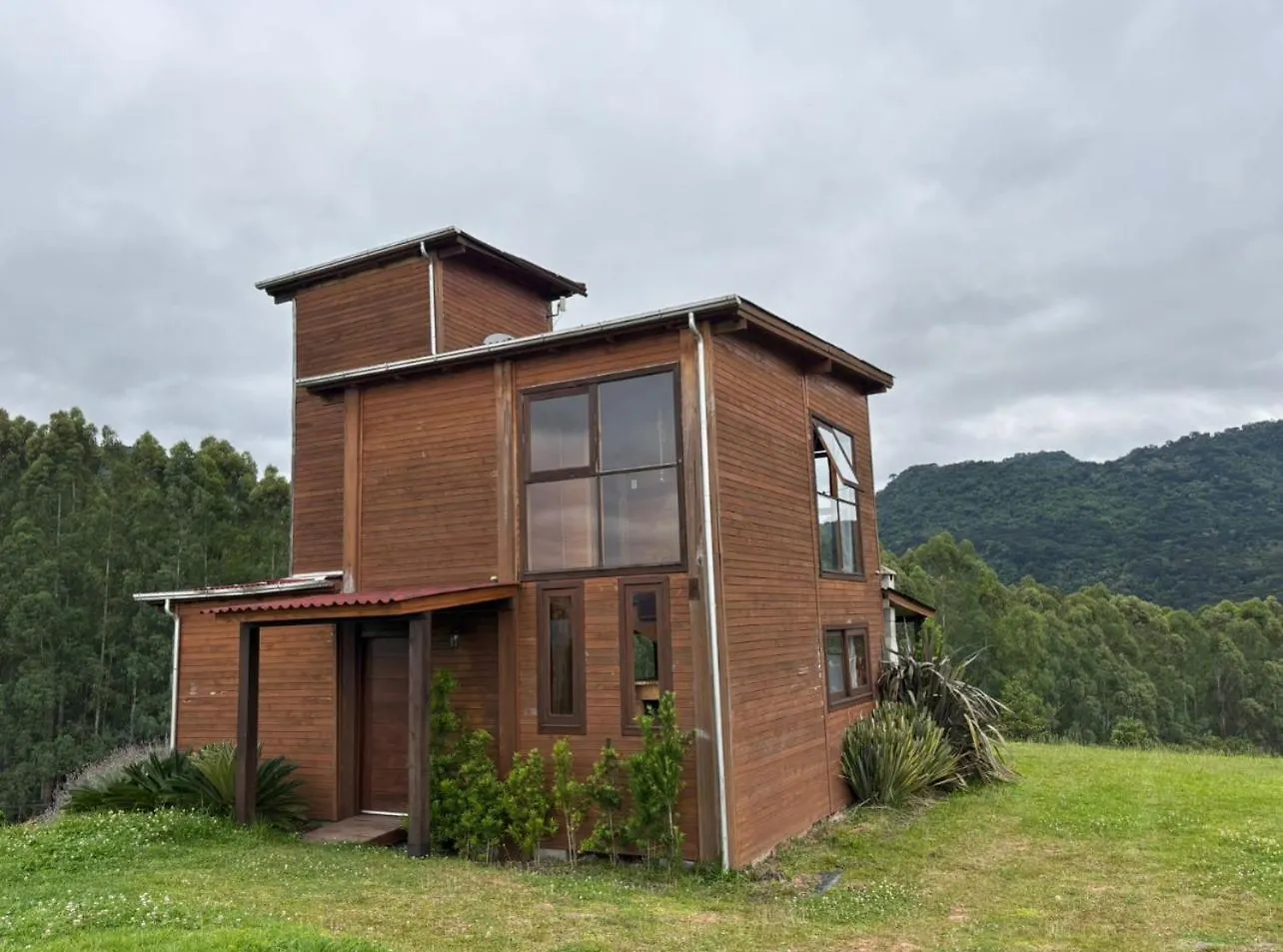 מלון אורוביסי Montanhas Do Campestre Hospedagens בית הארחה